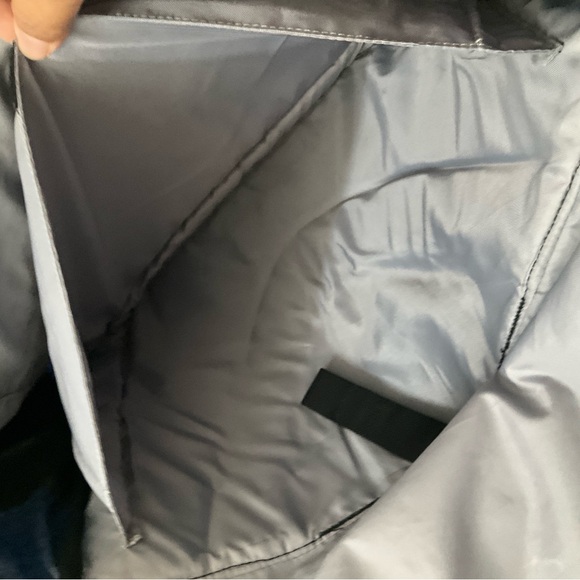 L.L. Bean Navy and Black Laptop Messenger Crossbody Bag - Picture 6 of 13